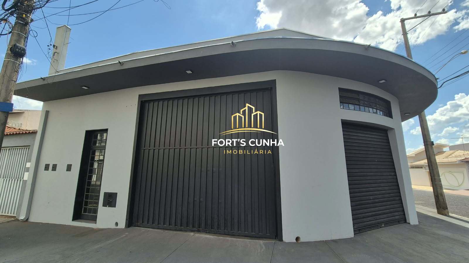 Barracão / Galpão